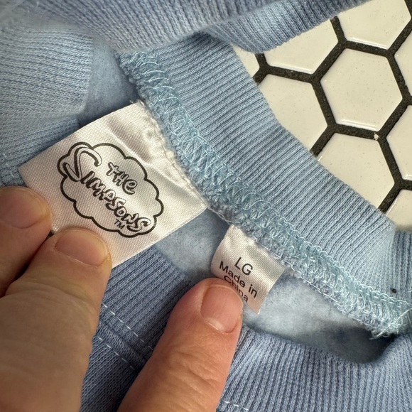 The Simpson’s pullover sweatsh size large - Picture 3 of 5